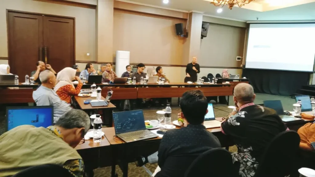 Workshop Kurikulum OBE dan Pematangan RPS FT UJB: Penguatan Implementasi Pembelajaran Berbasis Luaran